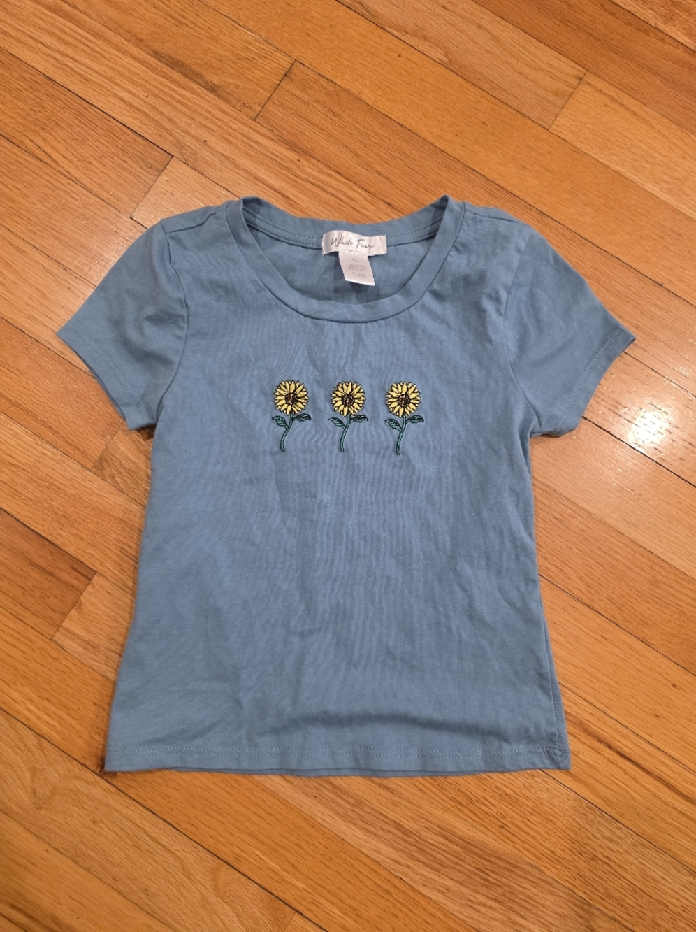White Fawn Sunflower Tee